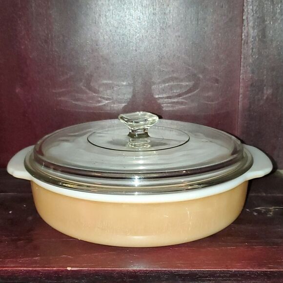 Vintage Fire King Baking Dish with Lid 8" - Picture 2 of 11